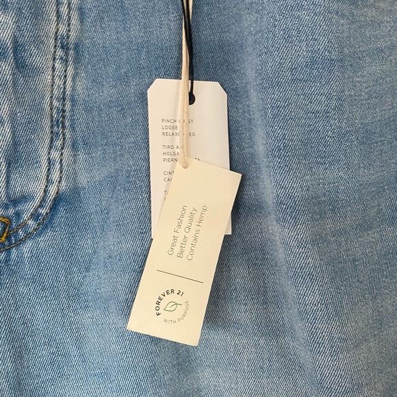 Forever 21 90's Fit Pinch Waist Loose Fit Relaxed Leg Jeans 20 NWT Button Fly - Picture 4 of 8